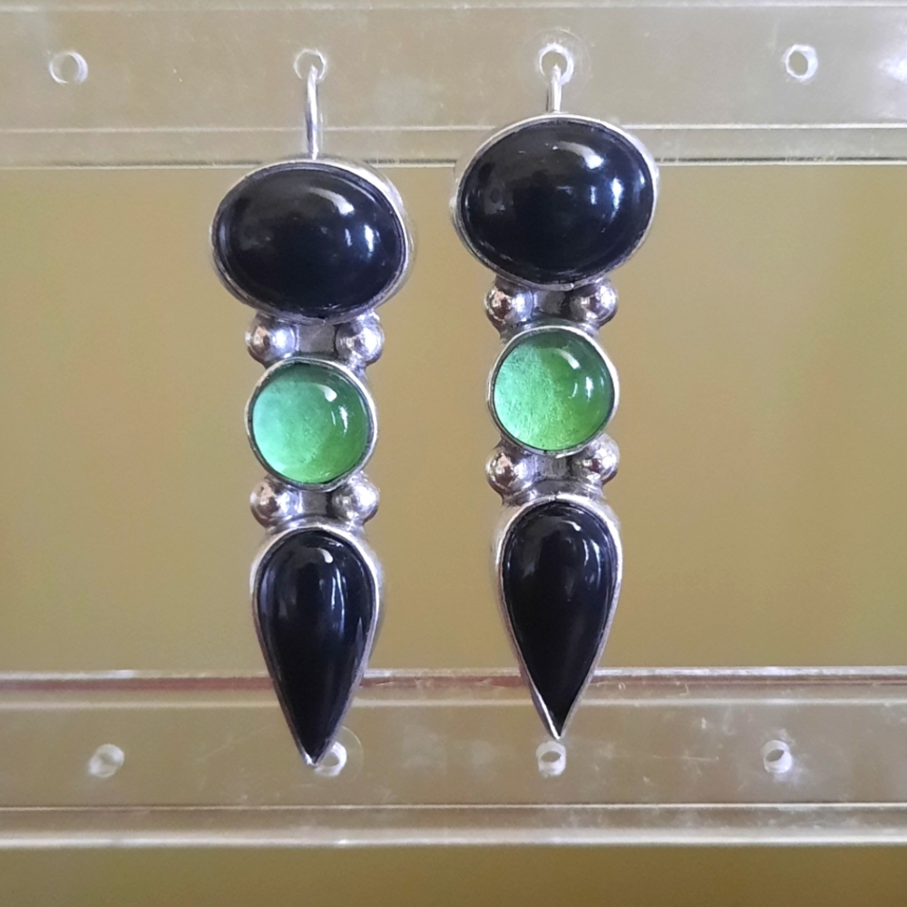 Vintage Sterling Silver 3-stone Onyx and Green Art Glass Dangle Earrings.
